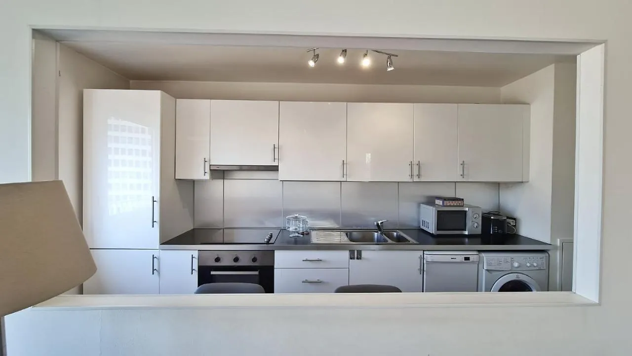 Apartment Cosy Flat 60M2 - Beautiful Large Rooftop - Near Metro And Train Station - Free Secure Car Parking Paris